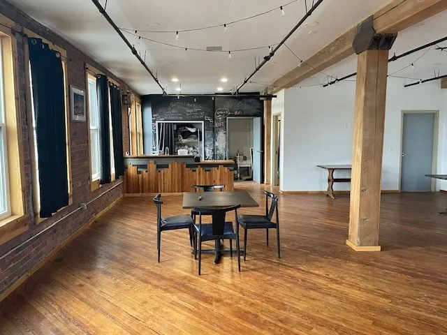 1210 Jackson St photo 4
